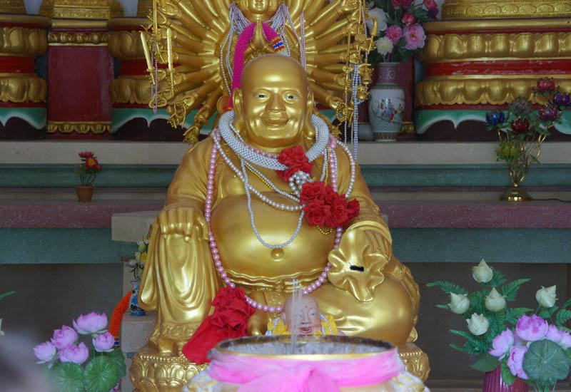 Bouddha dans un temple de l'île.
