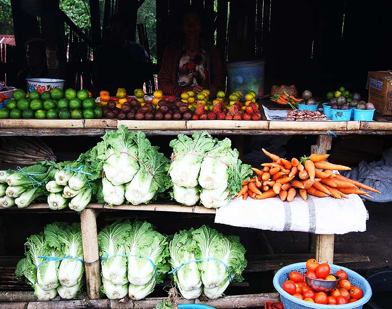 Marché local avec des légumes